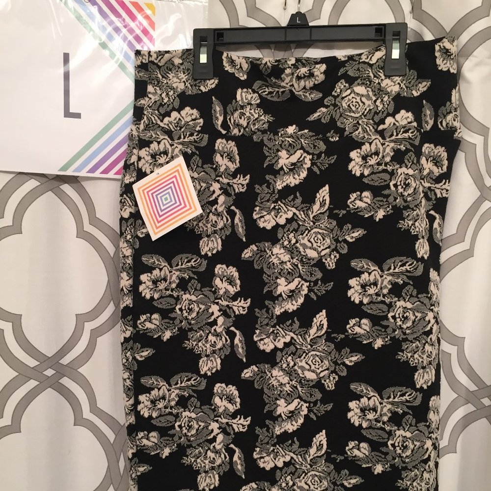 LuLaRoe Skirt - Size L